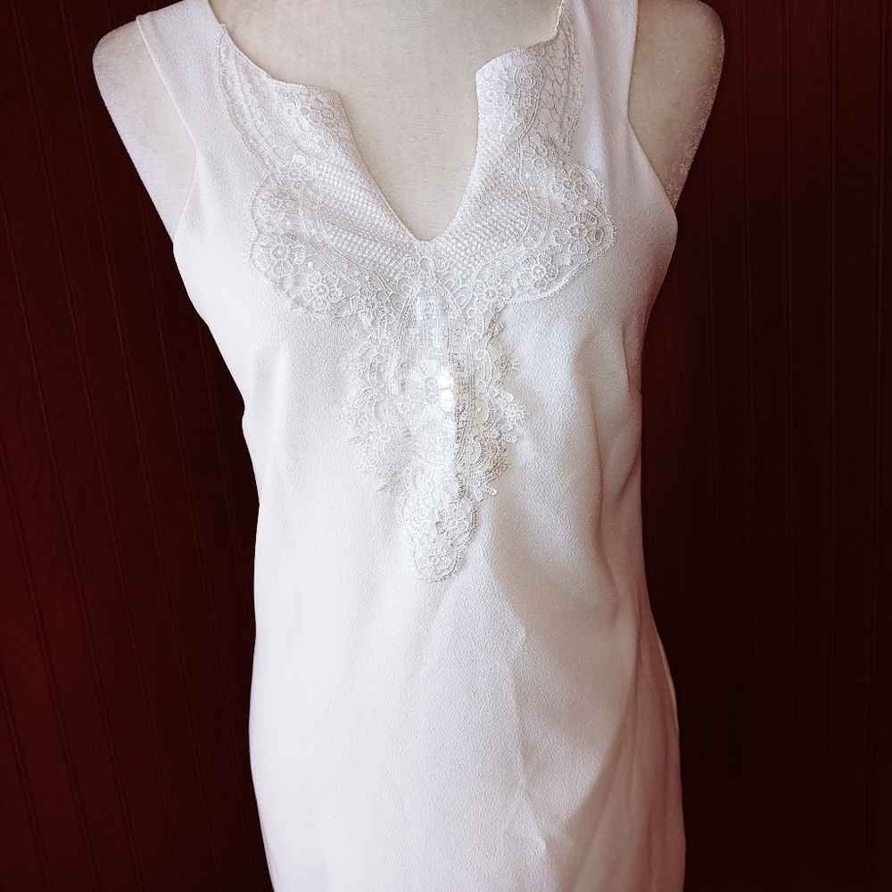 Everly White Sleeveless Dress S